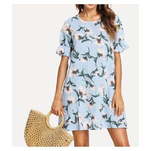 Blue Short Sleeve Flounce Floral Shift Dress
